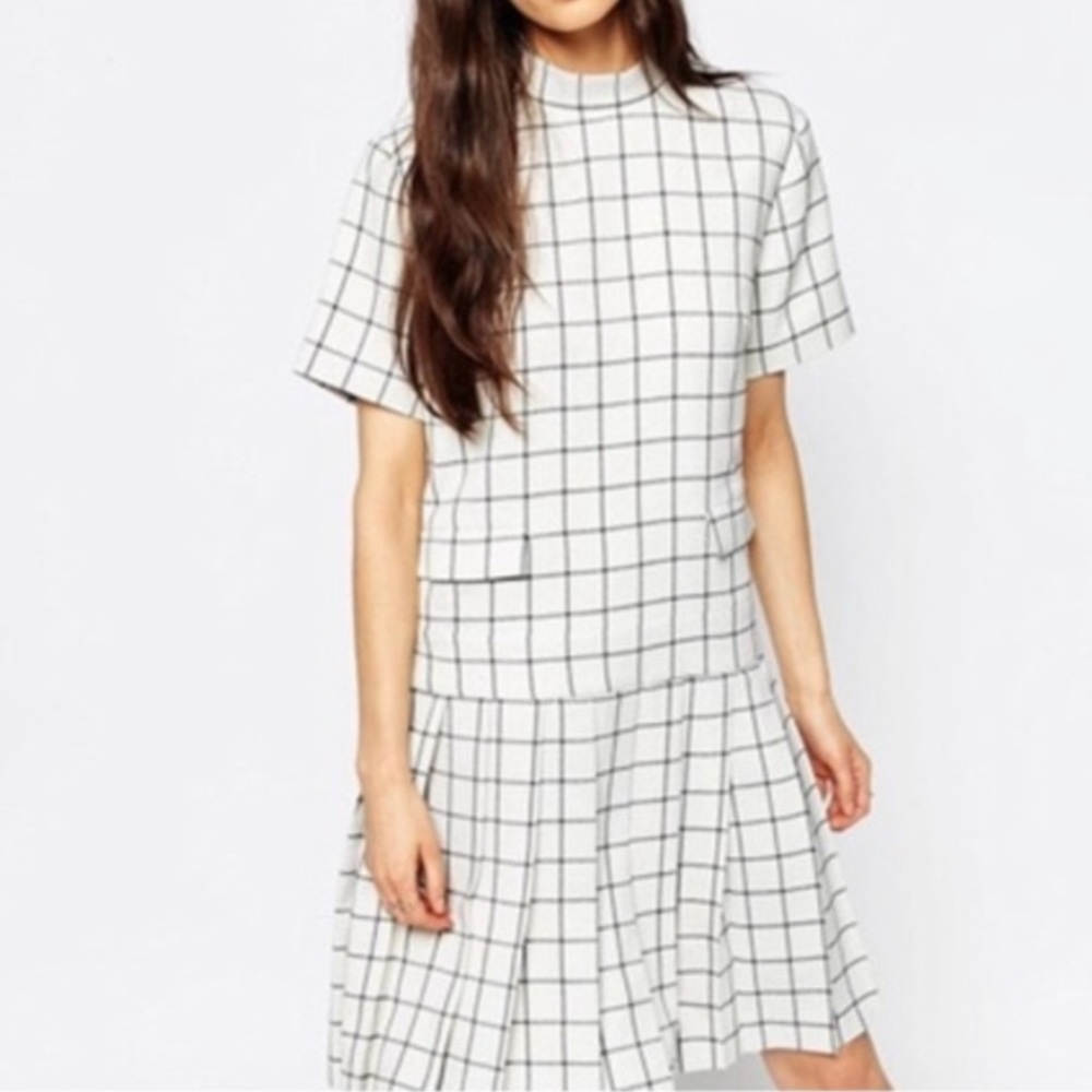 Le Kilt x ASOS White Windowpane Pleated Mock Dress size 6